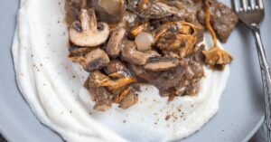 Beef & Mushrooms with Cauliflower Mash