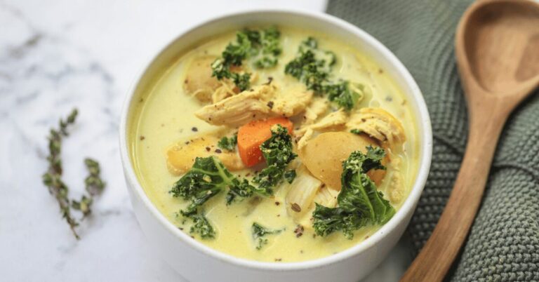 Slow Cooker Creamy Chicken & Potato Soup