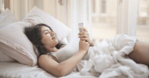 How to Break the Morning Phone Habit