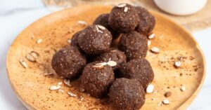 Cacao & Almond Power Balls