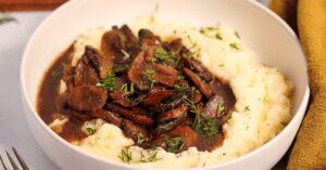 Mashed Potatoes with Glazed Mushrooms
