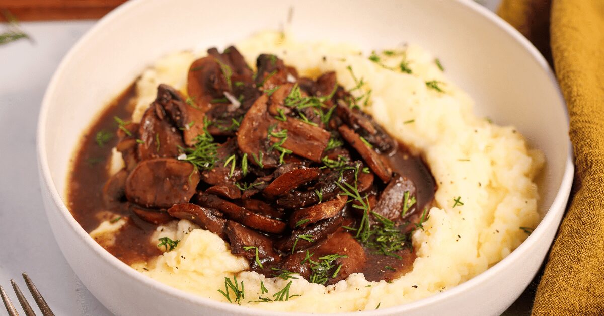 Mashed Potatoes with Glazed Mushrooms