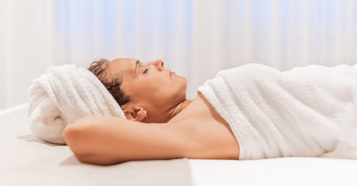 Castor Oil Packs for Hormone Support: What, Why, and How