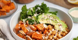 Kale & Crispy Chickpea Salad