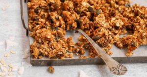 Crunchy Pistachio Granola