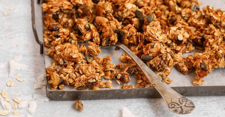 Crunchy Pistachio Granola